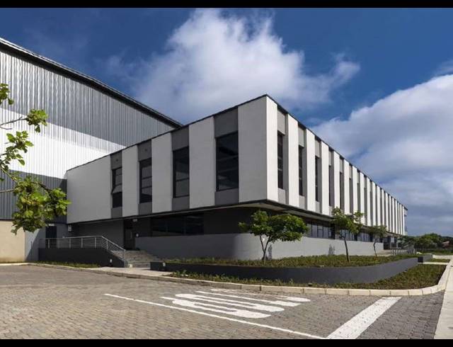 15,000M² WAREHOUSE TO LET IN CLAIRWOOD